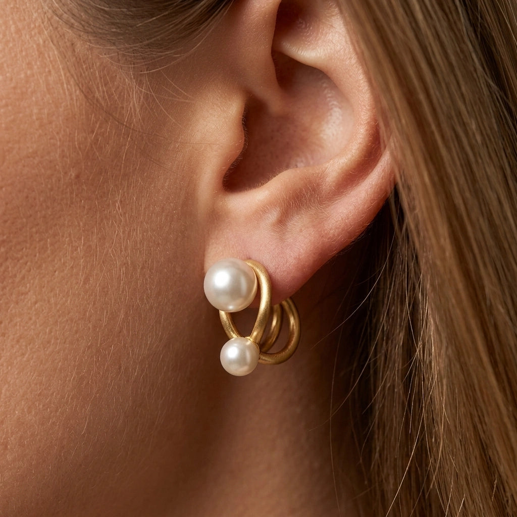 Luna – A Pearl of Two Worlds